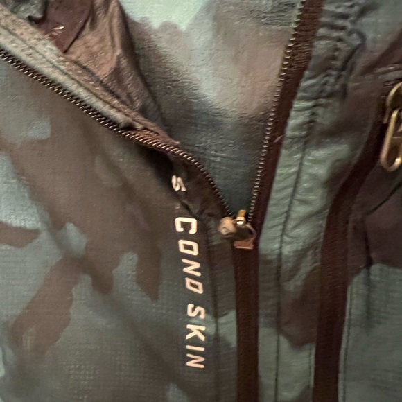 Jacket - Picture 3 of 4